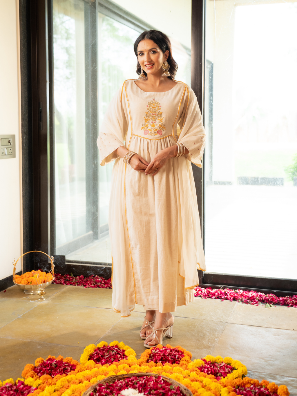 Off White Linen Blend Anarkali  Kurta Set With Embroidery