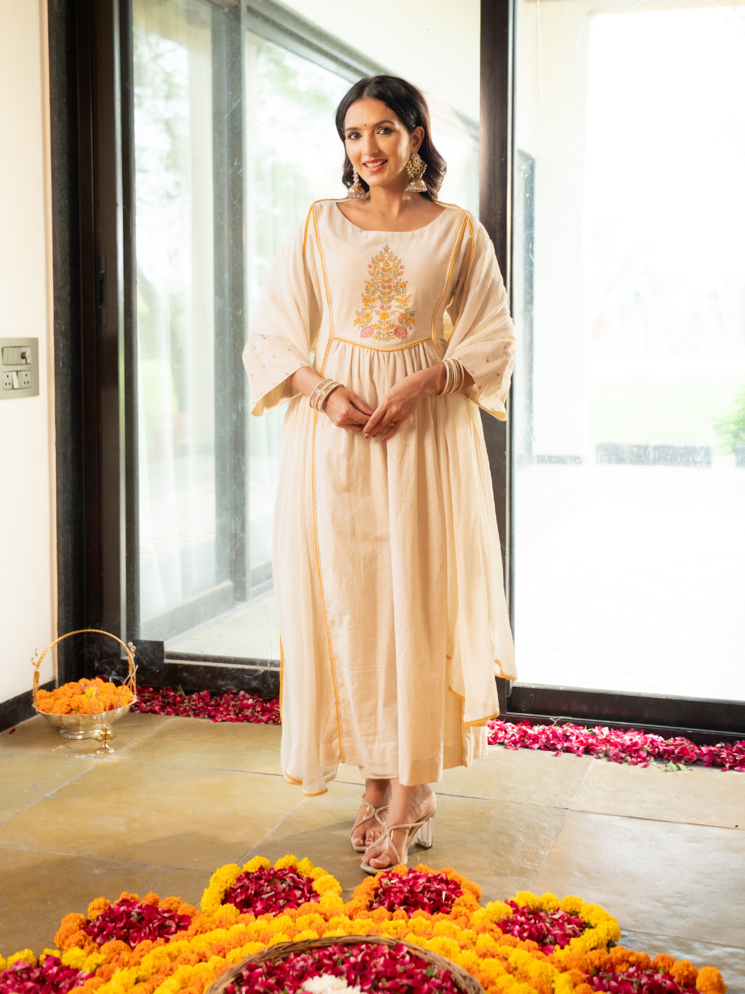Off White Linen Blend Anarkali  Kurta Set With Embroidery