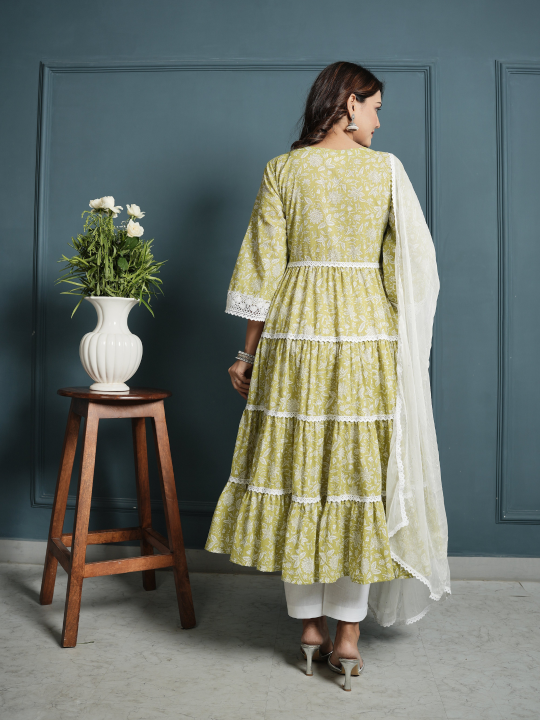 Green White Lace Anarkali Kurta with Pants And Dupatta