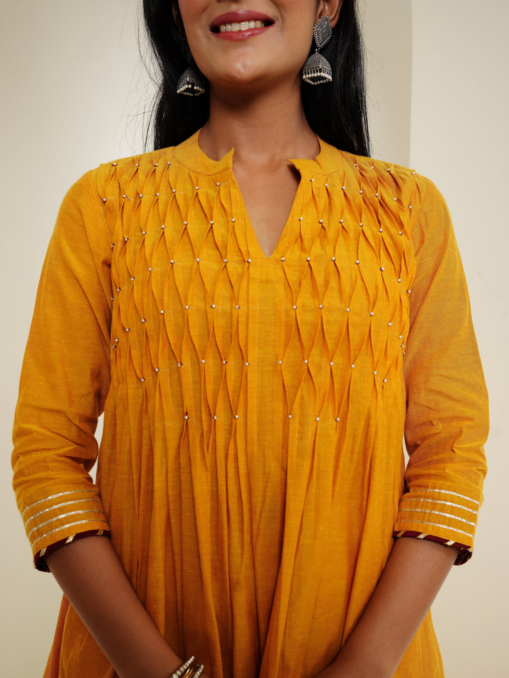 Kurta Set in Mangalgiri Yarn Dyed Cotton Fabric