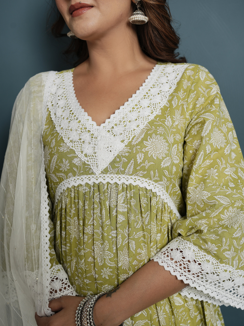 Green White Lace Anarkali Kurta with Pants And Dupatta