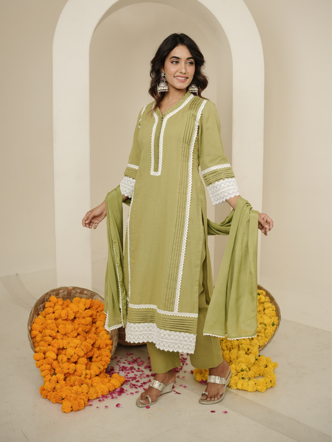 Sage Green Kurta With Dupatta And Pants