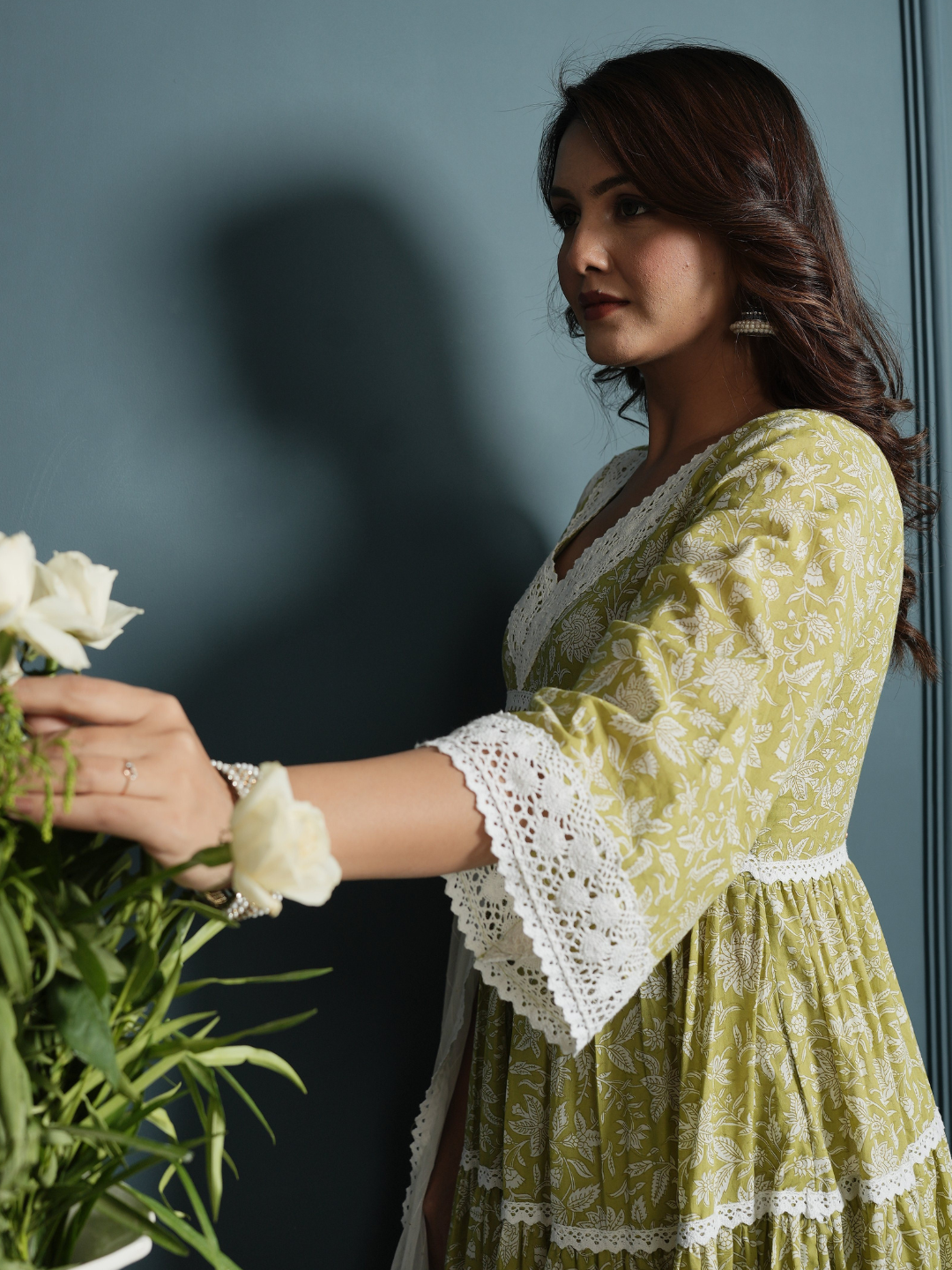 Green White Lace Anarkali Kurta with Pants And Dupatta