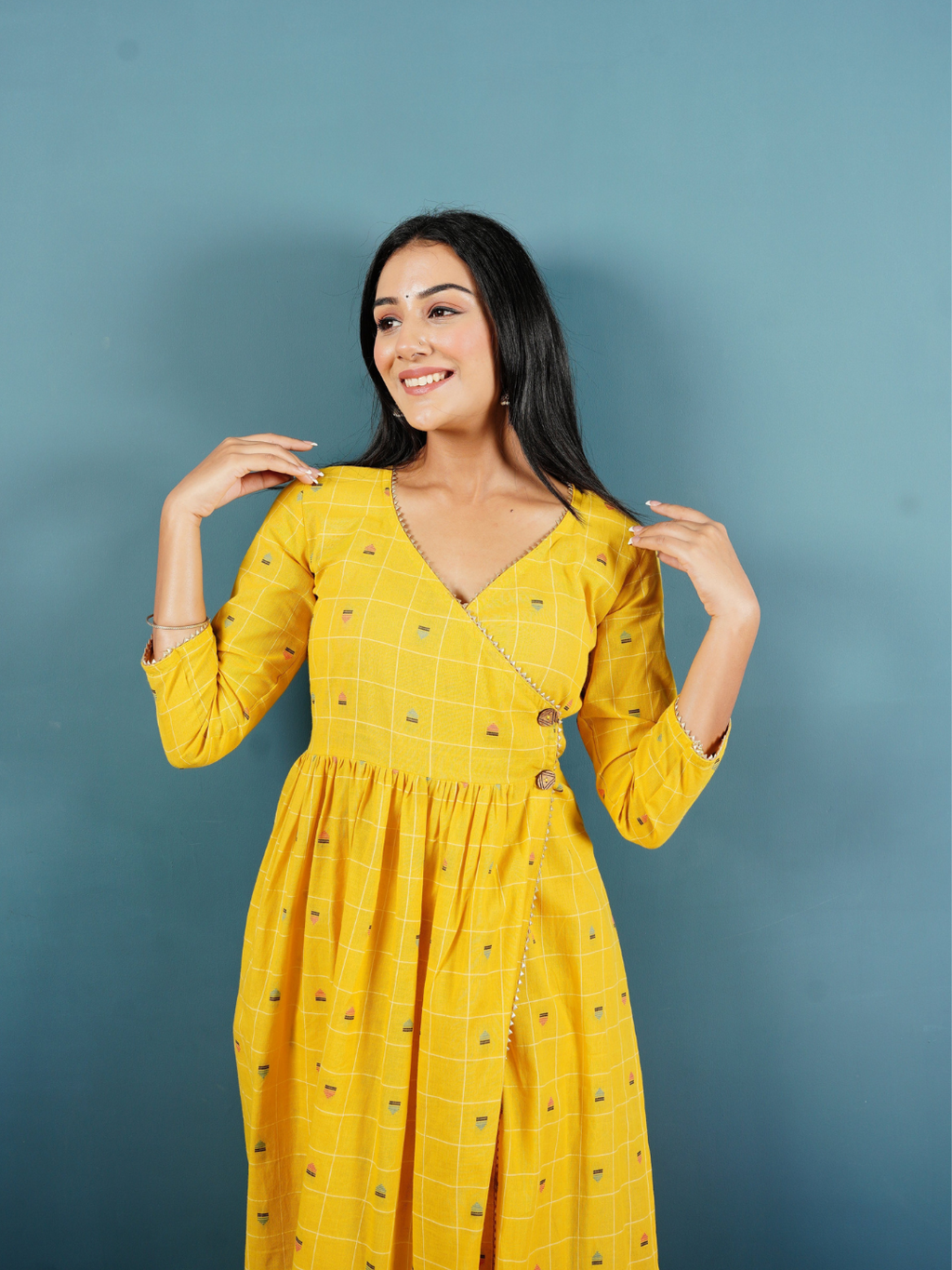 Kurta Set in Cotton Jacuard Fabric