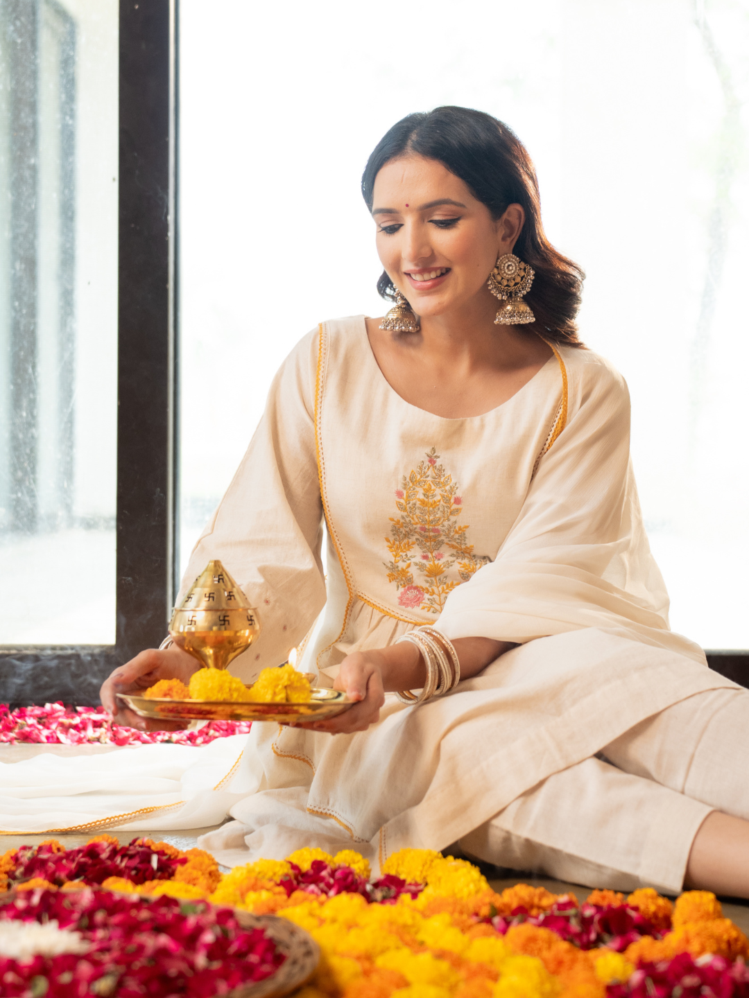 Off White Linen Blend Anarkali  Kurta Set With Embroidery