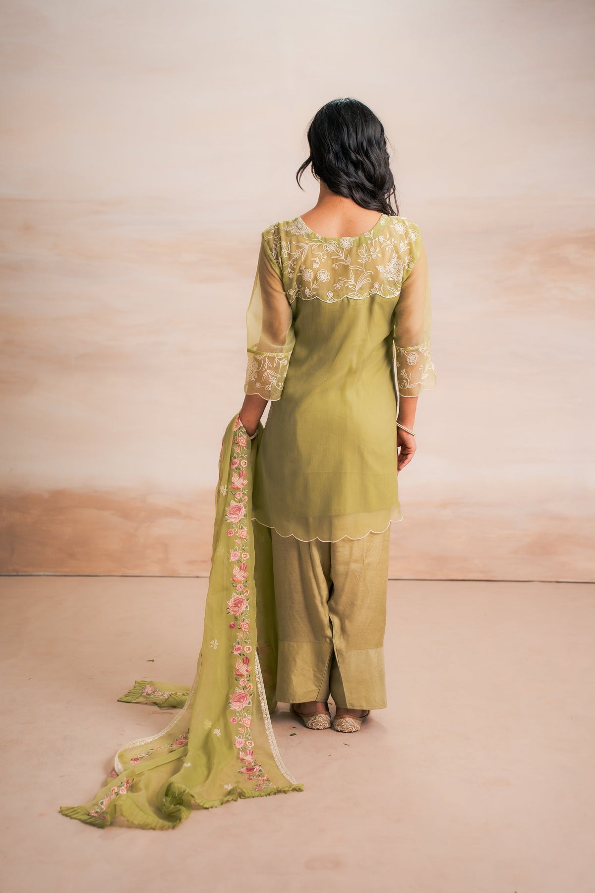 GREEN EMBRIODERY SUIT SET