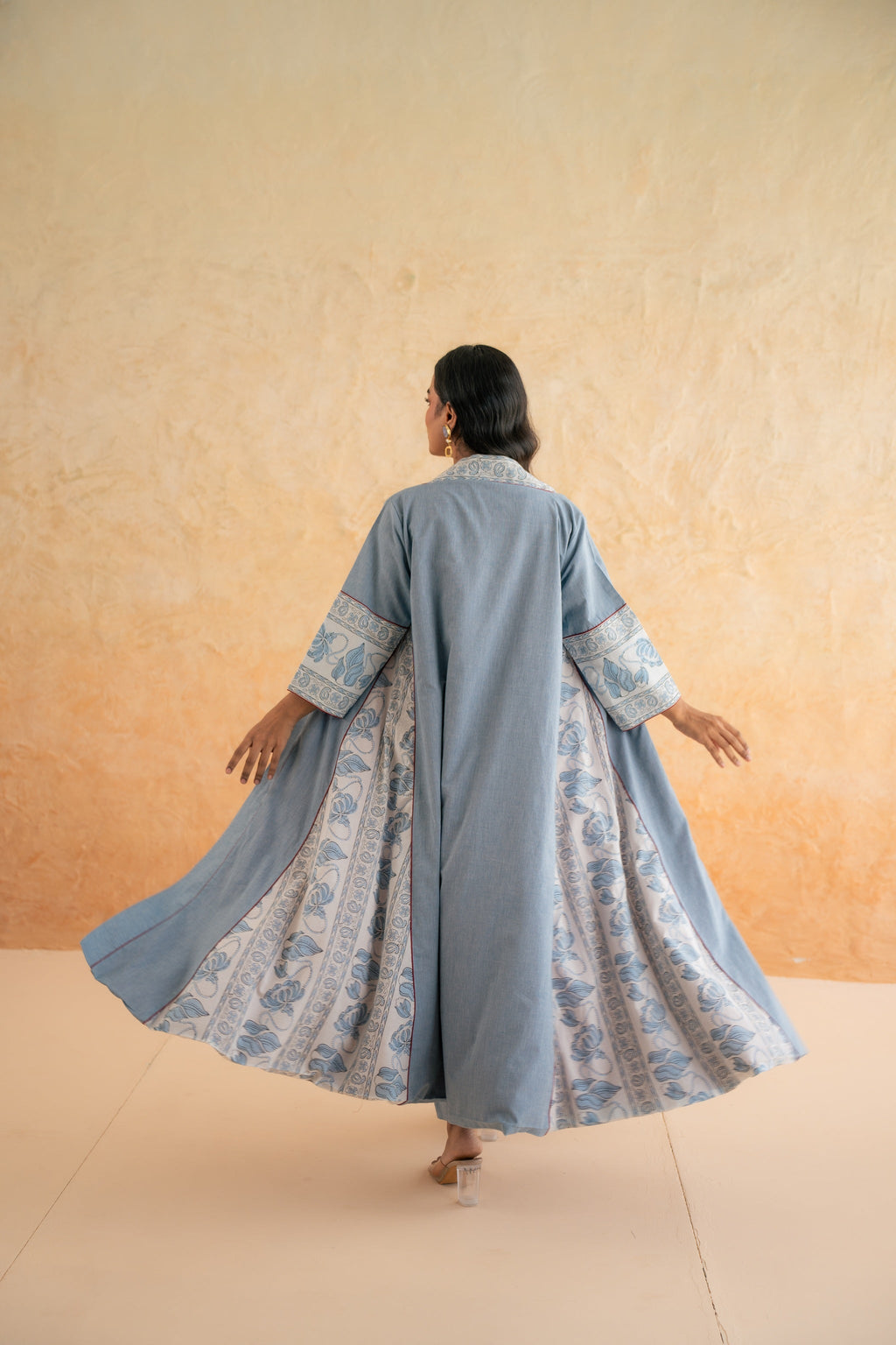 BLOCK PRINT SHRUG WITH PANT N CROP CHAMBRAY